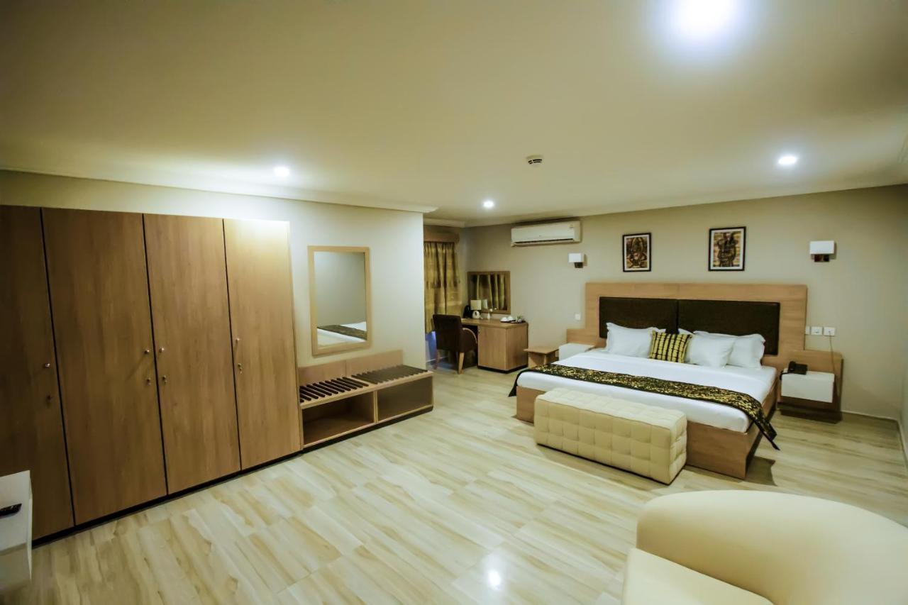 Visa Karena Hotels Порт-Харкурт Екстер'єр фото
